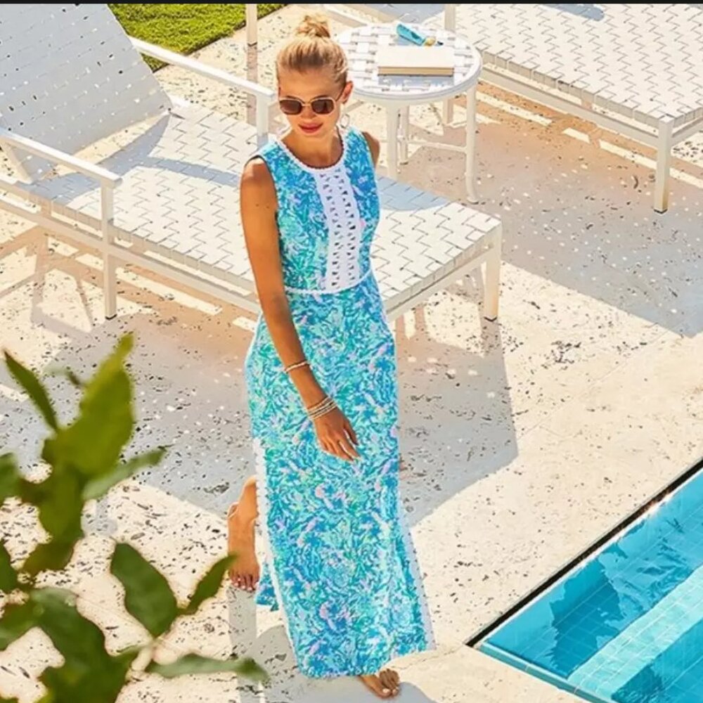 NWT  Coral Of The Story -Simply Gorgeous Lilly